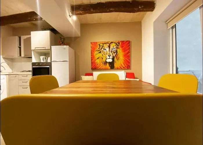 Vallettadreamsuites Groud Floor Shared Sea View Rooof Terrace