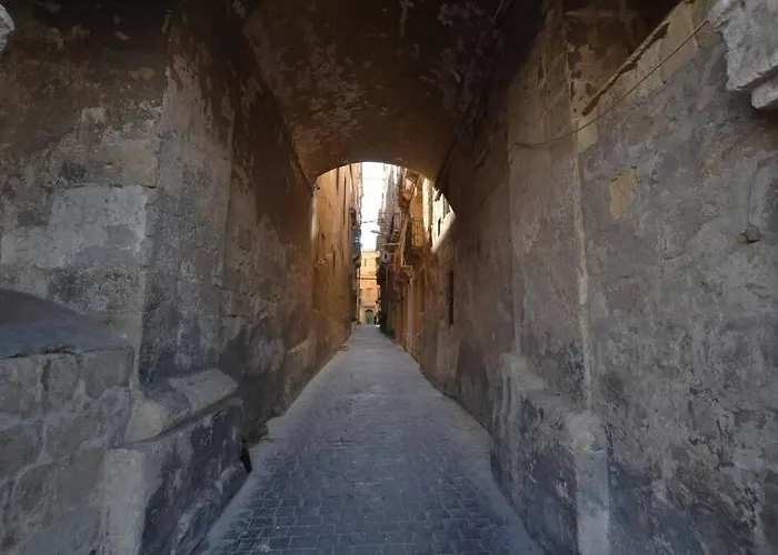 Vallettadreamsuites Groud Floor Shared Sea View Rooof Terrace Apartament